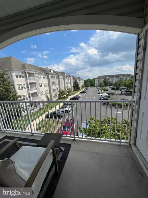 Exterior - 435 Masterson Ct, Ewing, NJ 08618 photo 2 of 2