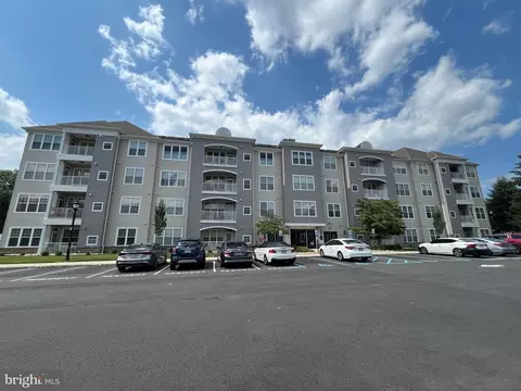 435 Masterson Ct, Ewing, NJ 08618