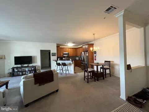 Living - 435 Masterson Ct, Ewing, NJ 08618 photo 1 of 2