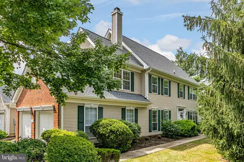 371 Watkins Rd, Pennington, NJ 08534