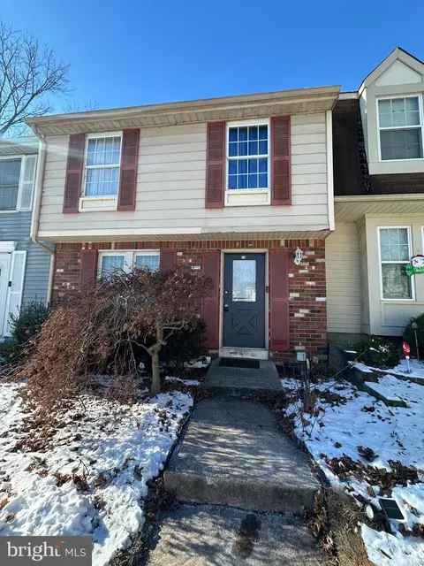 14 James Cubberly Ct, Hamilton, NJ 08610