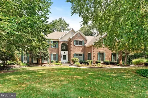 11 Pickering, Robbinsville, NJ 08691