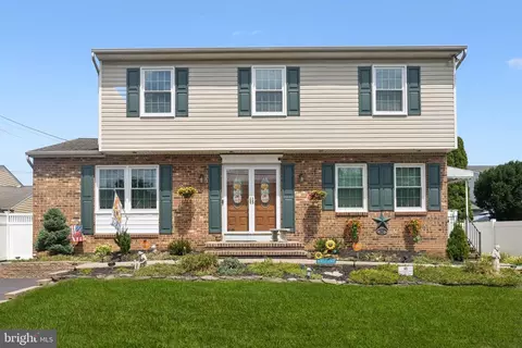 30 Northbrook Ave, Lawrence Township, NJ 08648