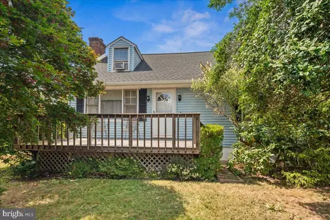 10 Park Lake Ave, Titusville, NJ 08560