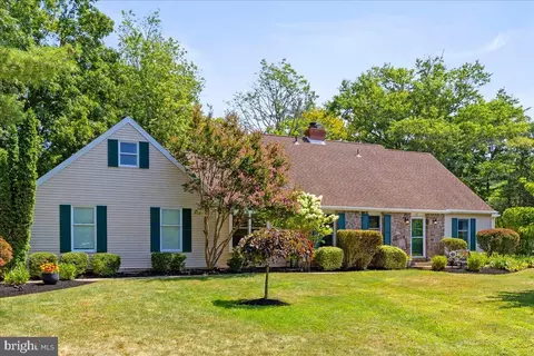 22 Paddock, Lawrence, NJ 08648