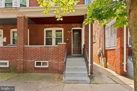 923 Smith St, Trenton, NJ 08610