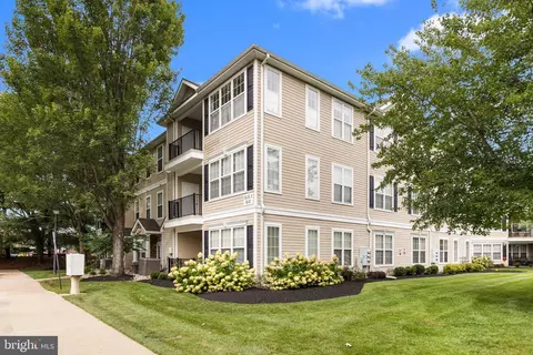 97 Kyle Way, Ewing, NJ 08628