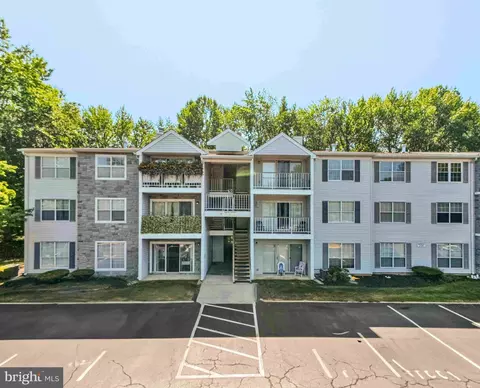 19 Aspen Ct, Hamilton, NJ 08619