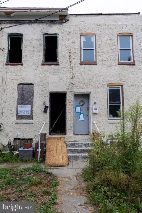 4 Lansing Aly, Trenton, NJ 08638