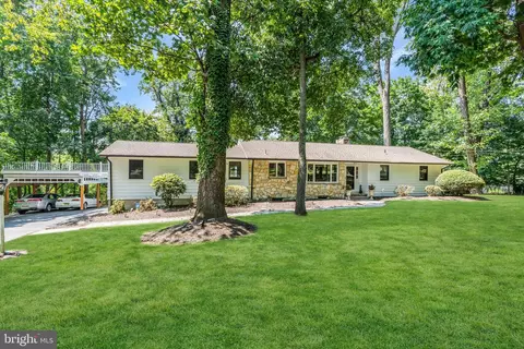 12 Montague Ave, Ewing, NJ 08628