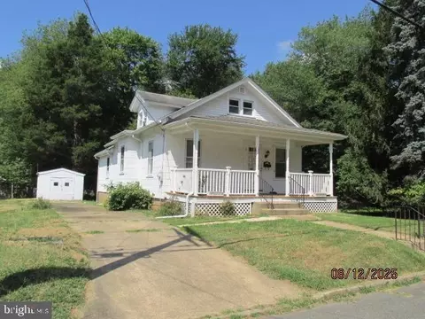 107 Broad Ave, Trenton, NJ 08618