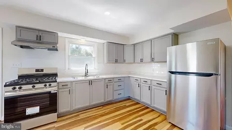 37 Hazelhurst Ave, Trenton, NJ 08638