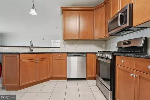 Kitchen - 313 Masterson Ct, Ewing, NJ 08618 photo 2 of 4