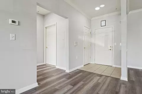 Entry Way - 313 Masterson Ct, Ewing, NJ 08618 photo 2 of 3