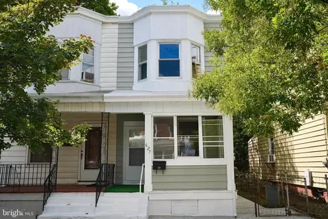 627 Grand St, Trenton, NJ 08610