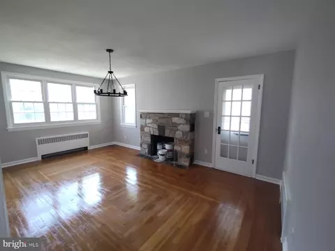 140 Gainsboro, Lawrence Township, NJ 08648