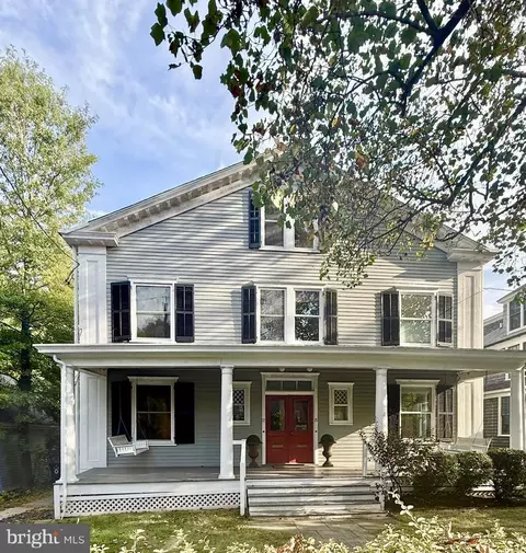 17 Aiken Ave, Princeton, NJ 08540