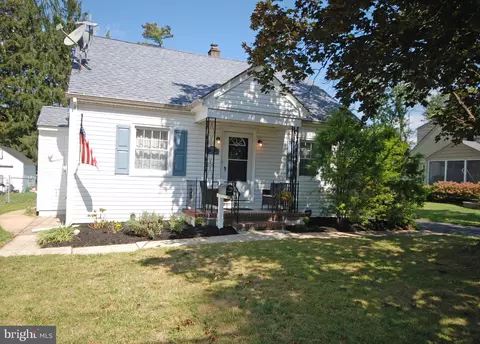 36 Brighten Dr, Hamilton, NJ 08619