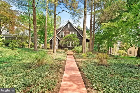 2148 Pennington Rd, Ewing, NJ 08638