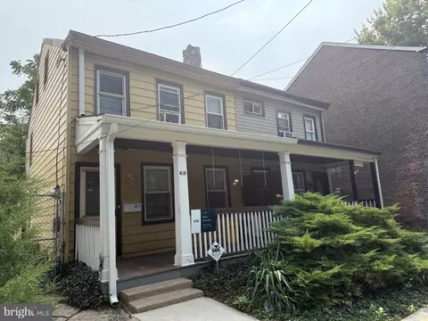 618 Centre St, Trenton, NJ 08611