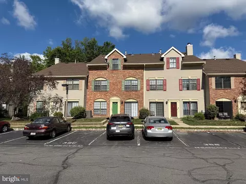 83 Drewes Ct, Lawrenceville, NJ 08648