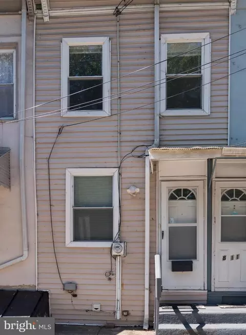 813 2nd St, Trenton, NJ 08611