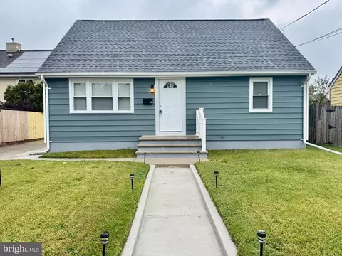 22 Wolf Dr, Hamilton, NJ 08610
