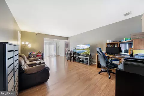 56 Garden View Ter #23, East Windsor Twp, NJ 08520