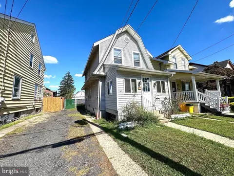 448 Lynwood, Hamilton, NJ 08629