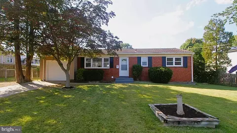 Exterior - 5 Sandy La, Hamilton, NJ 08610 photo 1 of 3