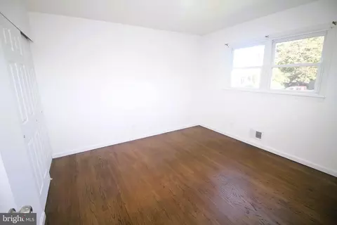 Bedroom - 5 Sandy La, Hamilton, NJ 08610 photo 2 of 3