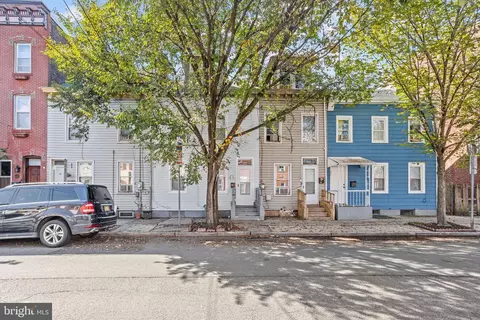 309 Centre St, Trenton, NJ 08611