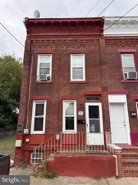 30 Mechanics Ave, Trenton, NJ 08638