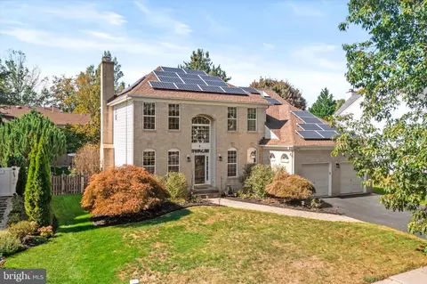 4 Wendover Rd, East Windsor, NJ 08520