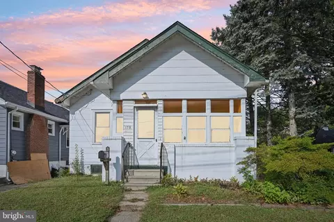 135 Herbert Ave, Hamilton, NJ 08690