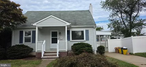 6 Forman Dr, Hamilton, NJ 08690