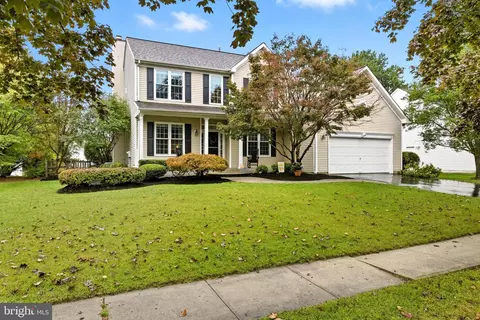 24 Stonehedge Dr, East Windsor, NJ 08520
