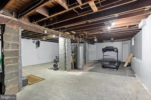 Entry Way - 118 Hazel, Ewing, NJ 08638 photo 6 of 6