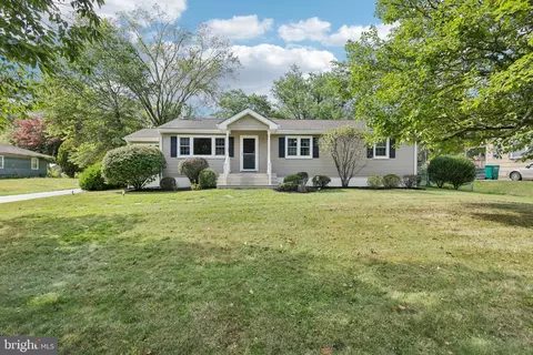 1407 Trenton Harbourton Rd, Pennington, NJ 08534