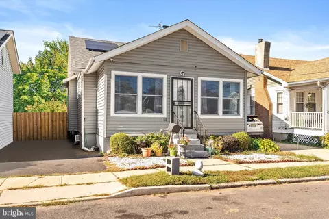 51 Charlotte Ave, Hamilton, NJ 08629