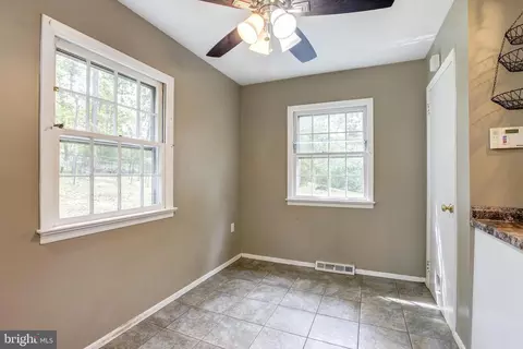 Entry Way - 86 Jacobs Creek Rd, Ewing, NJ 08628 photo 2 of 2