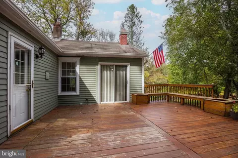 Exterior - 86 Jacobs Creek Rd, Ewing, NJ 08628 photo 2 of 6
