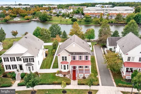 10 North St, Robbinsville, NJ 08691