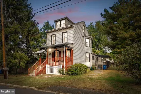 52 Betts Ave, Lawrenceville, NJ 08648