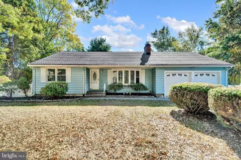 24 Federal City Rd, Ewing, NJ 08638
