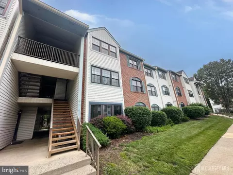 52 Joyner Ct, Lawrence Township, NJ 08648