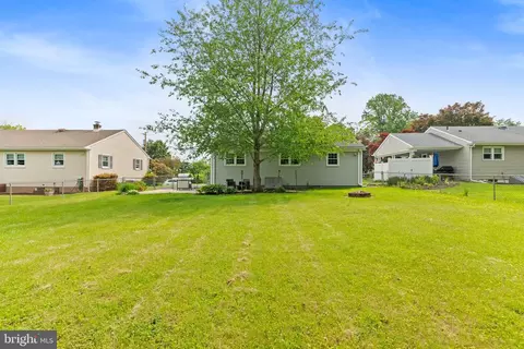 Exterior - 21 Decou Ave, Ewing, NJ 08628 photo 6 of 11