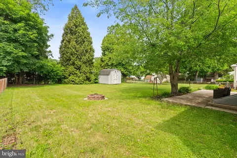 Exterior - 21 Decou Ave, Ewing, NJ 08628 photo 7 of 11