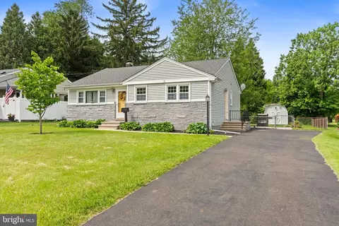 Exterior - 21 Decou Ave, Ewing, NJ 08628 photo 3 of 11