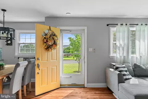 Entry Way - 21 Decou Ave, Ewing, NJ 08628 photo 1 of 4